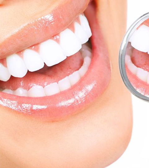 Odontologia-Estetica-Formula-Medica-1.jp