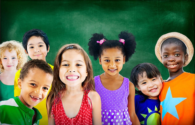Crianças diferentes raças sorrindo