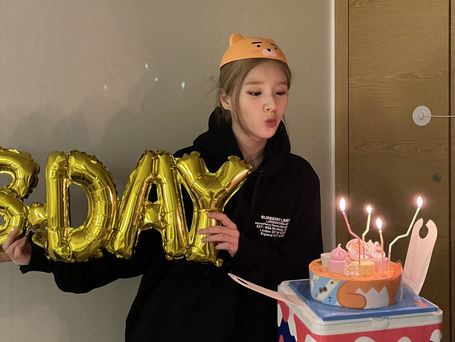 [Fancafe] Heejin (211019)