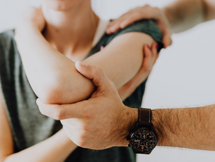 Recovering from Sports Injuries with Physiotherapy