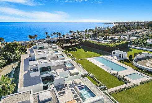 villa12-golden-mile-marbella-luxury-semi-detached-villa-for-sale