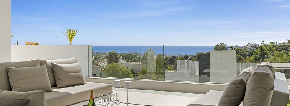 aqualina-for-sale-benahavis-luxury-apartment-sea-view
