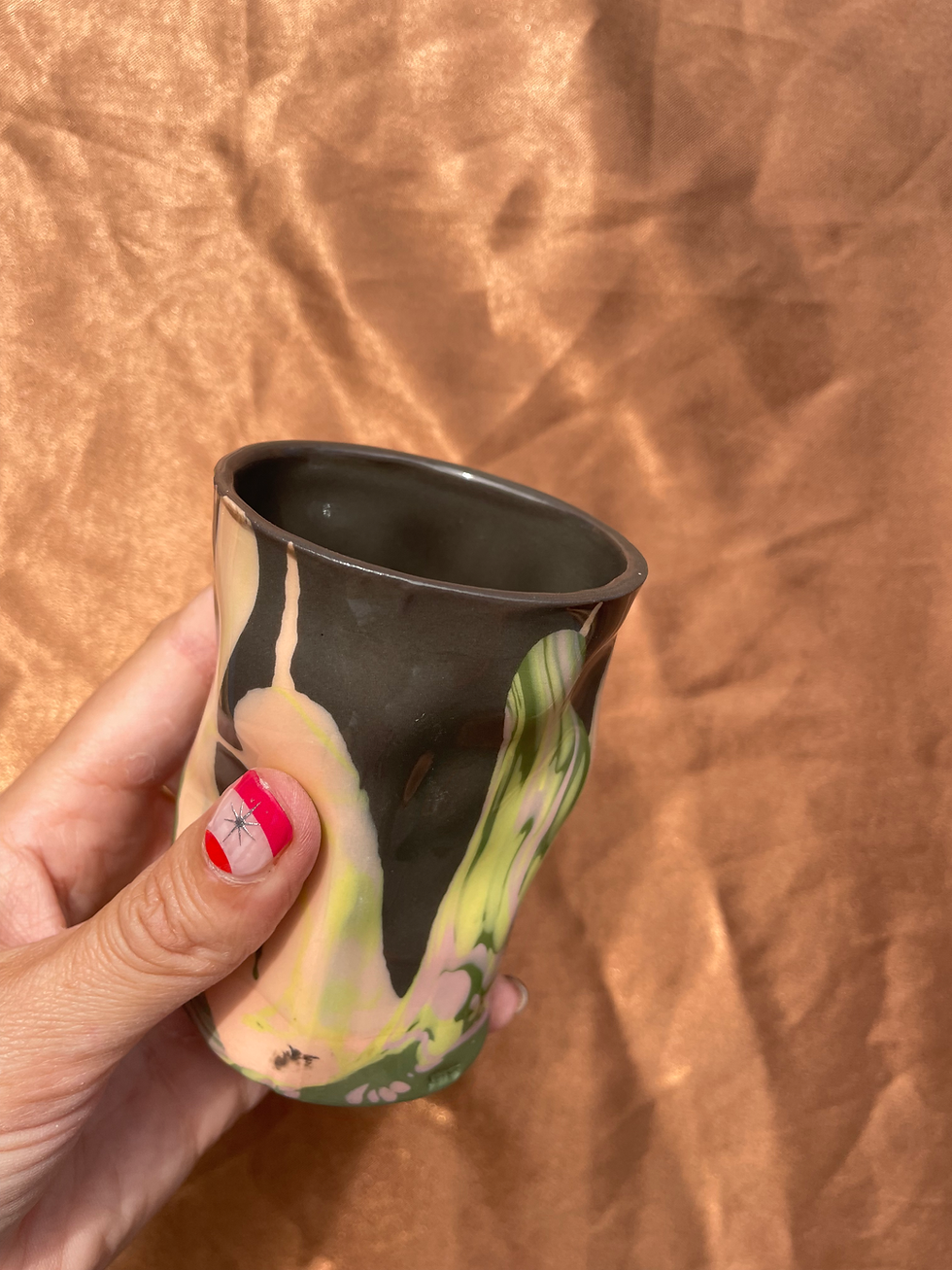 Thumbnail: Amorphous Cup