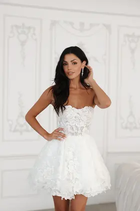 Little White Dresses | Velvet Bride
