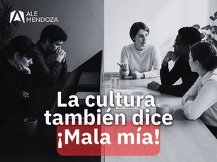 Equipo conversando abiertamente sobre un error durante una reunión de trabajo.