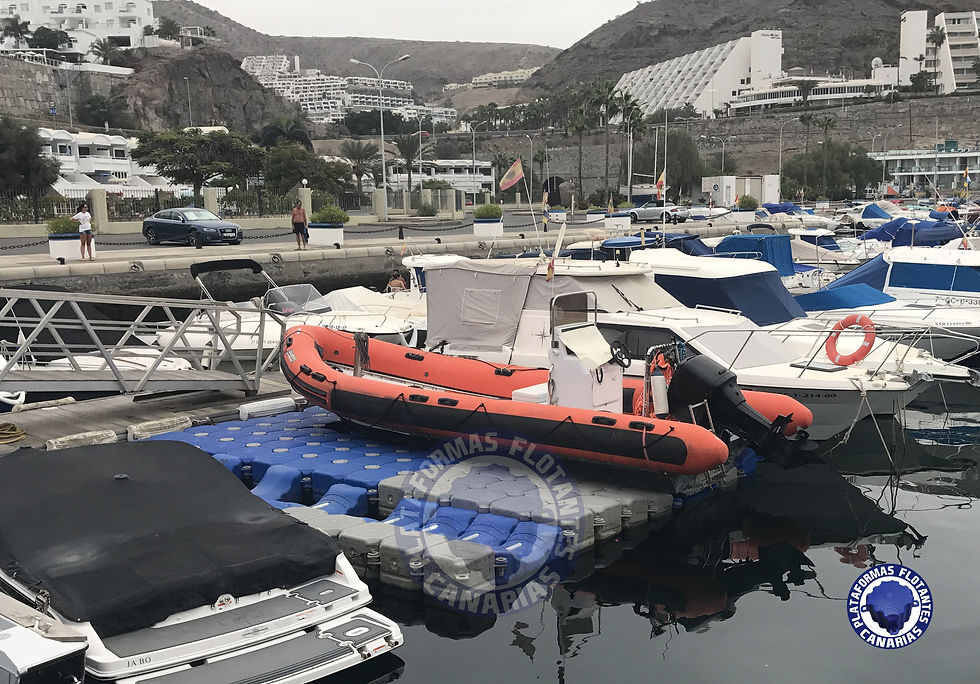 Ponton para embarcaciones