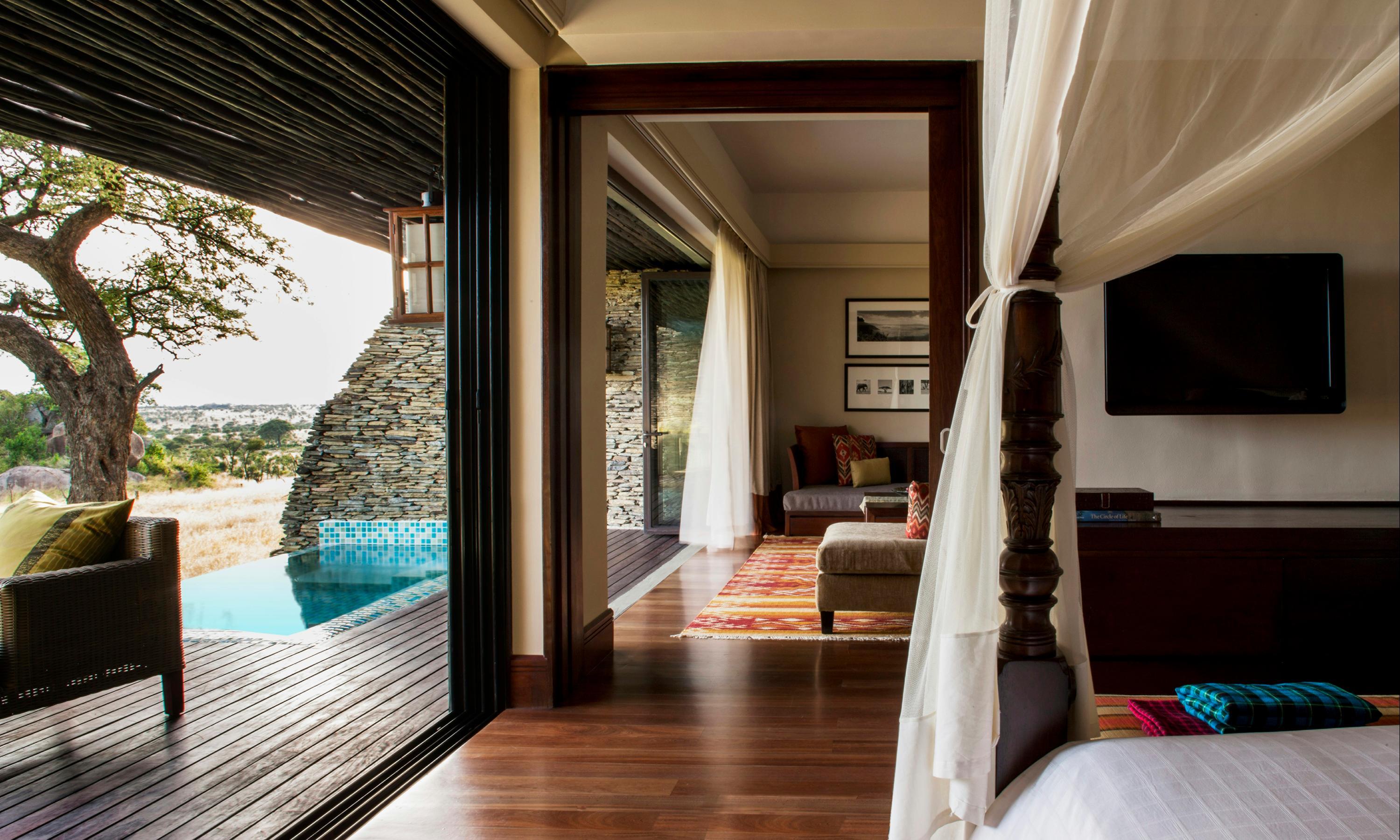 Piscine du lodge surplombant le Serengeti