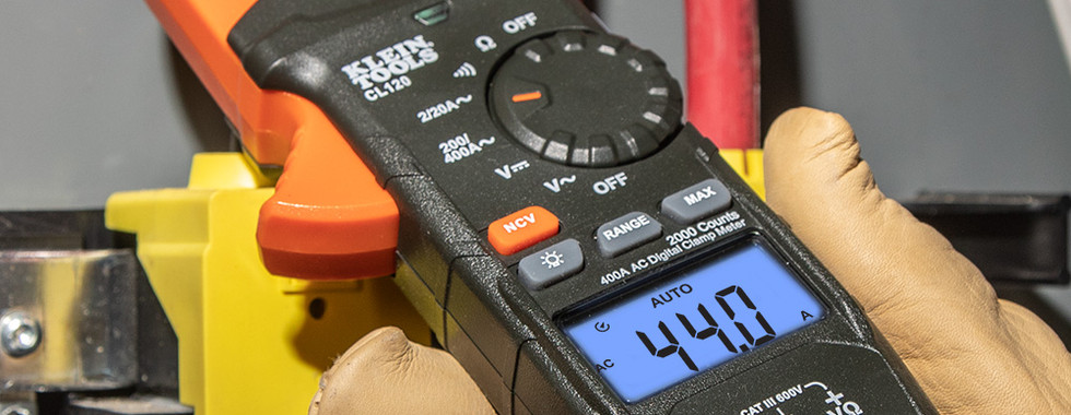 Multimetro de gancho CL120