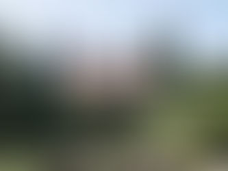 Vista de los jardines y fachada principal de Bell Recó, finca señorial para bodas en Argentona, Barcelona