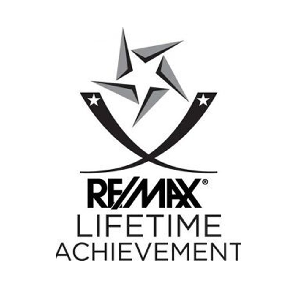 REMAX Lifetime Achievement award badge earned by Jesse East in 2016