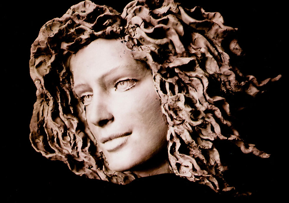 MUJER