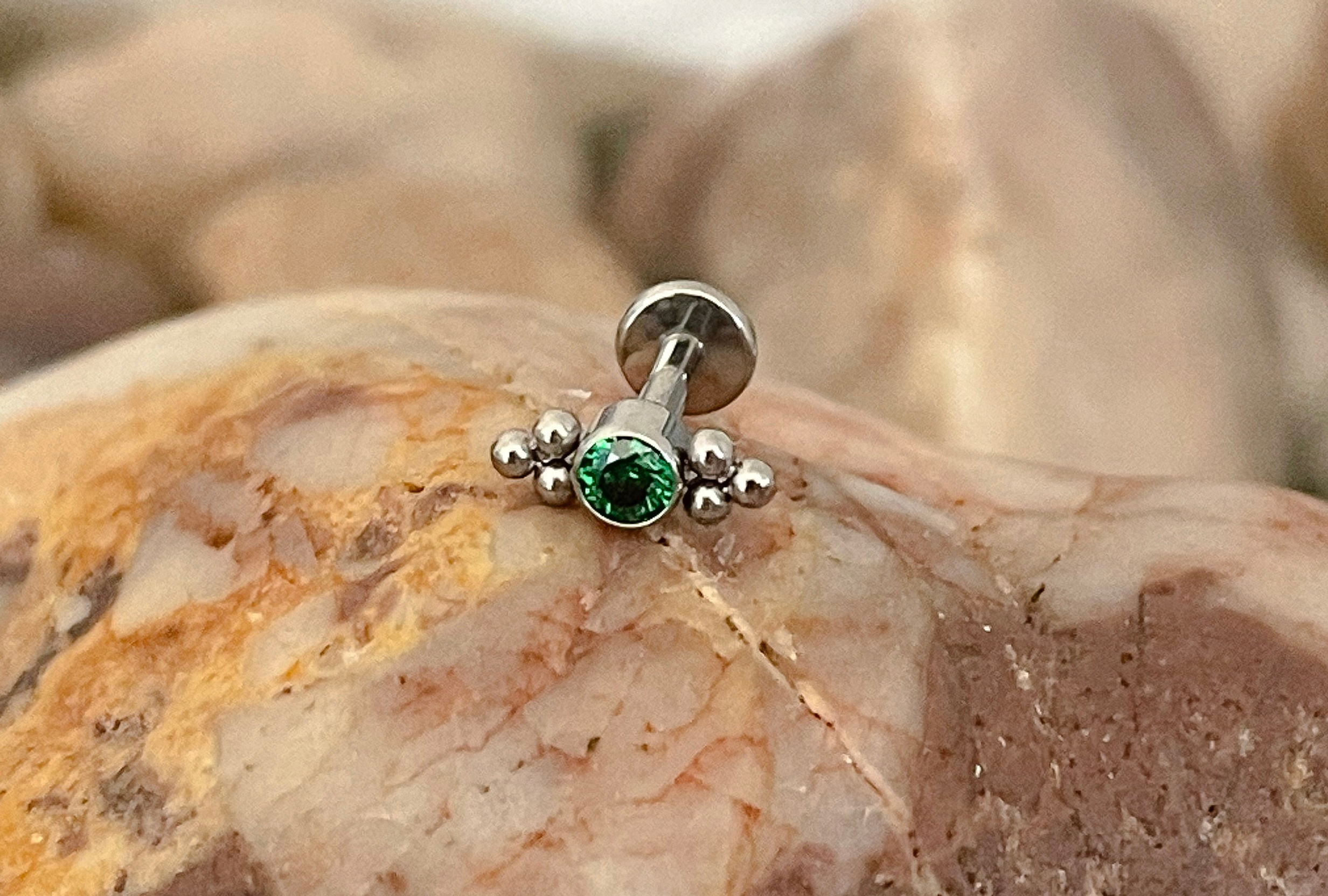 ASTM F136 Titanium Emerald Green & Double Trinity Beaded End Labret 1.2mm 6/8mm