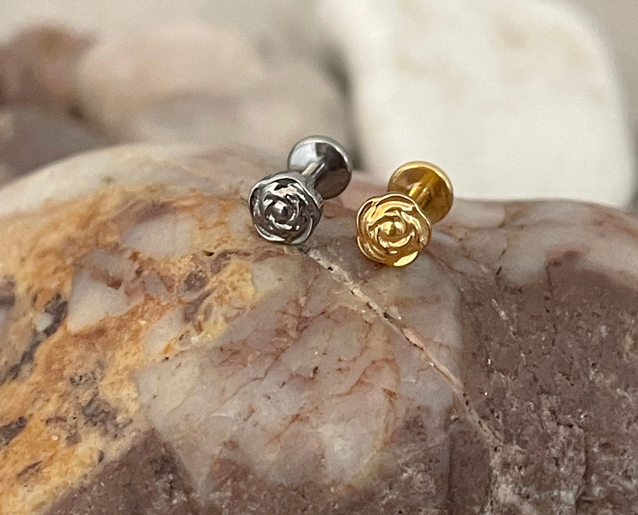 ASTM F136 Titanium Swirl Flower Petal Internally Threaded Labret 1.2mm 6/8mm