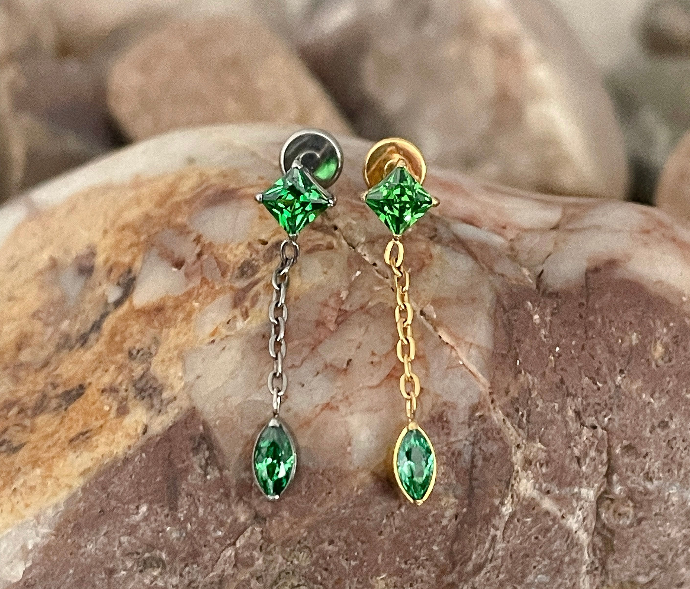 ASTM F136 Titanium Emerald Green Square & Marquise Drop Charm Dangle Labret