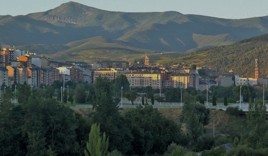 This is a view of Ponferrada in the morning.