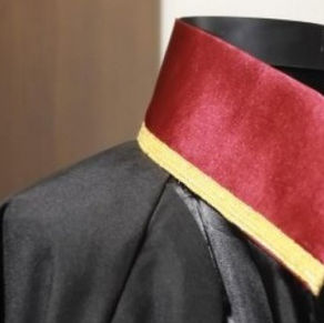 TÜRKİYE’DE AVUKAT SAYISININ HIZLA ARTMASI SORUNUNUN DİYALEKTİK ÇÖZÜMÜ ÜZERİNE