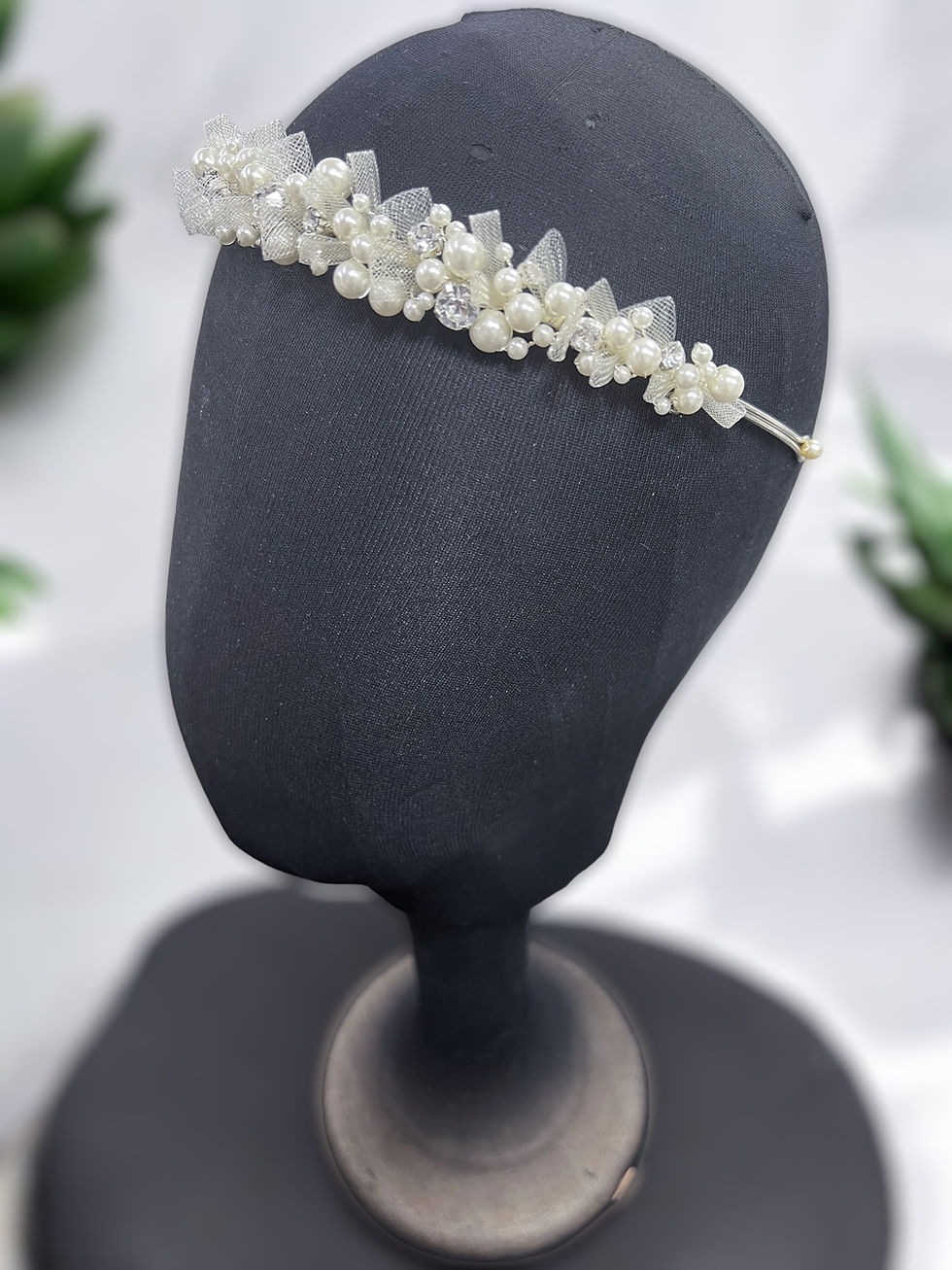 Thumbnail: Lace Labou