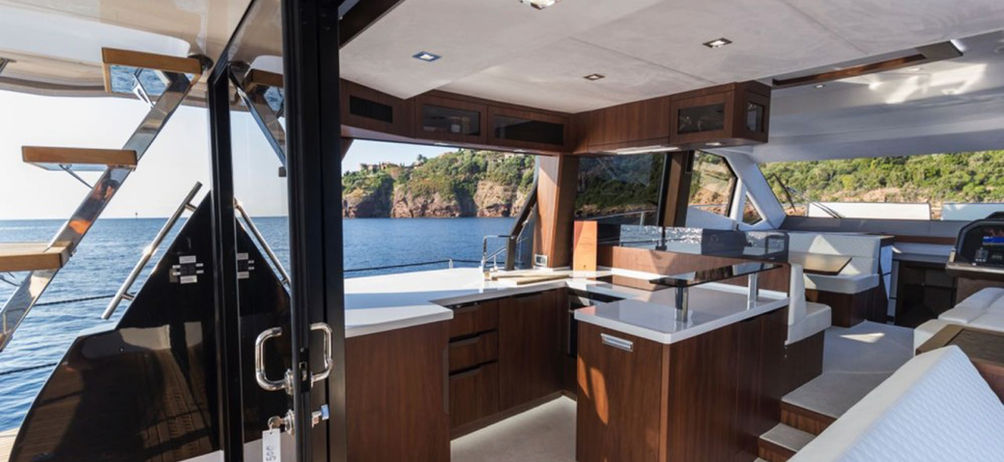 Location de GALEON 500 FLY à Saint Tropez, STYS