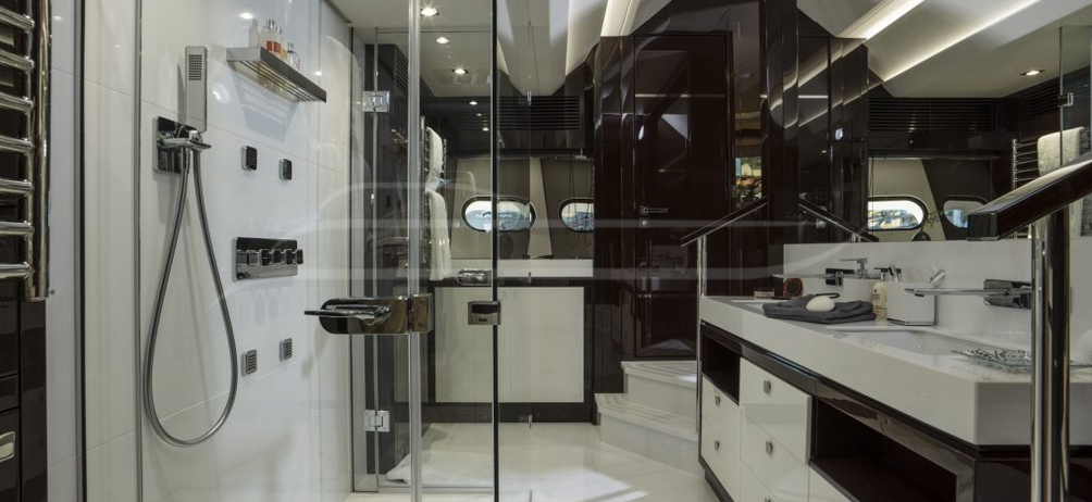 Yacht boat rental Saint Tropez, Sunseeker 116