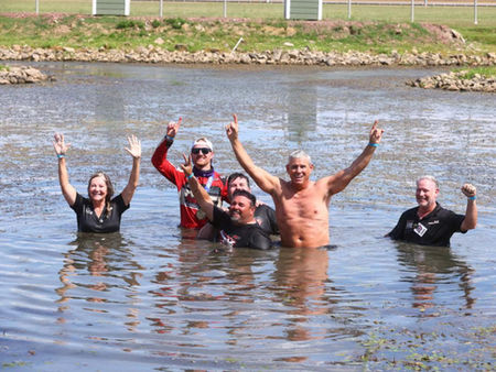 DU QUOIN DIVE! LEARY SWIMS AGAIN WITH REPEAT TED HORN 100 WIN