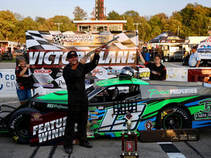 Purvis Threads Needle Around Nester for Midwest Modifieds Tour Winchester Win