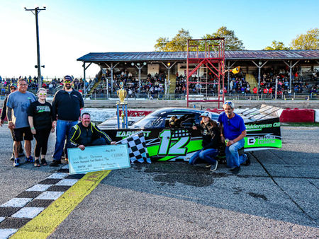 Bergakker Snaps Reveal the Hammer Winless Streak in Saturday's Yooper 100