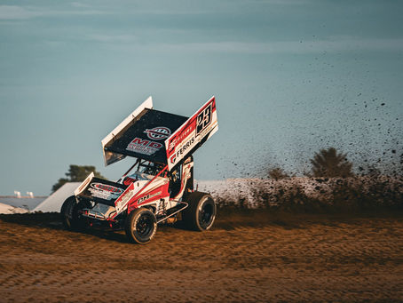 Dobie Dominates Waynesfield Sunday for Great Lakes Super Sprints Win