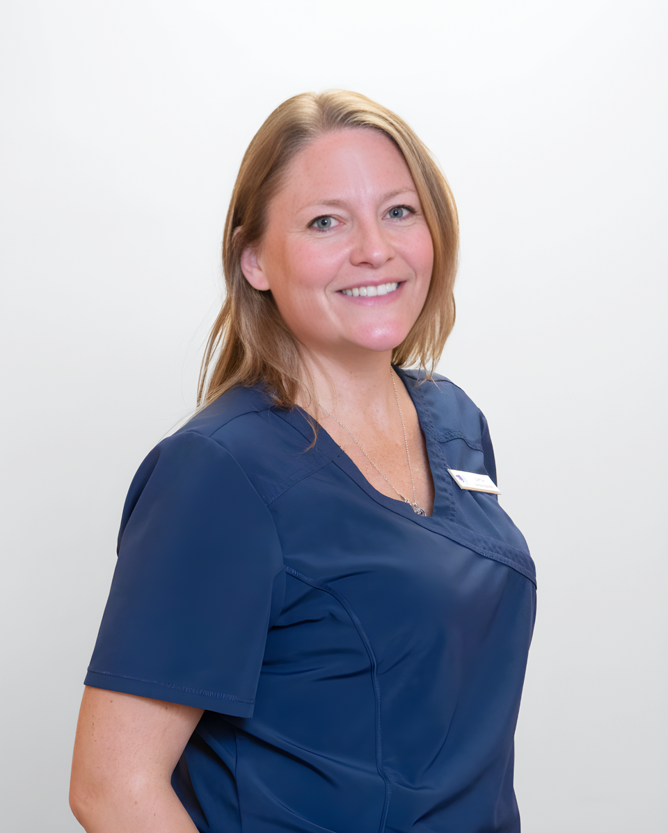 Dental assistant in Marblehead, MA
