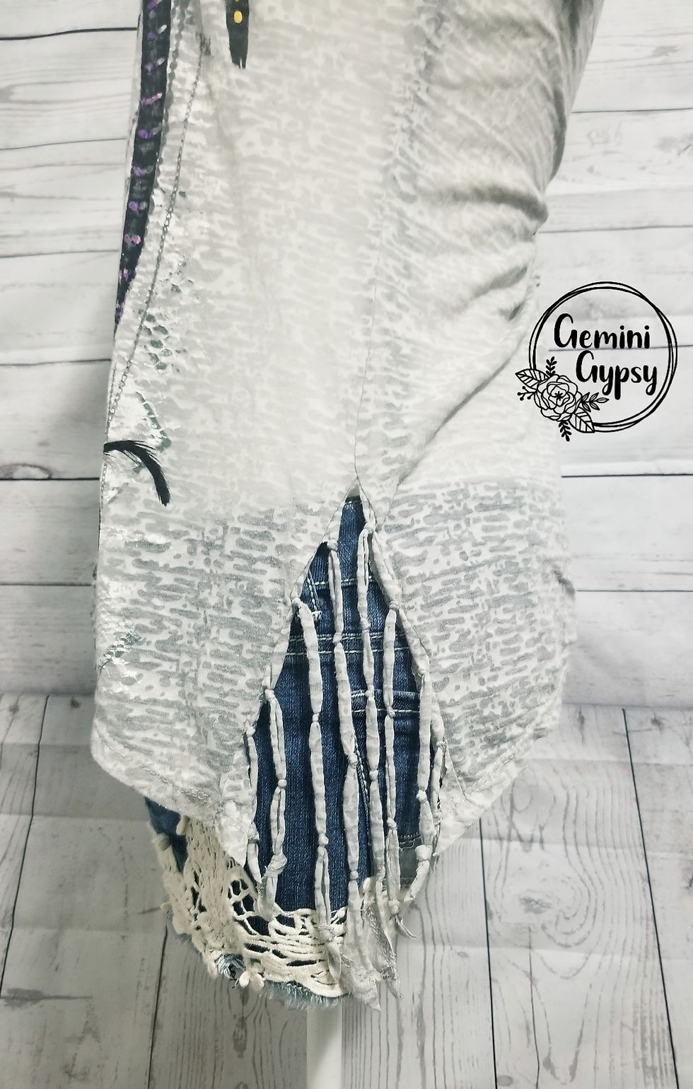 Thumbnail: Boho Feathers