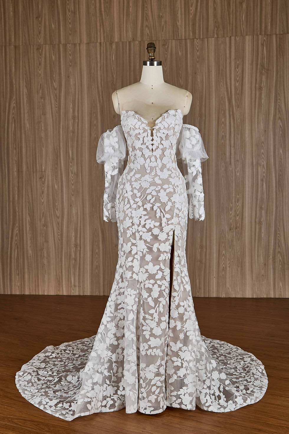 Front view fitted wedding gown with lace bishop sleeves skirt slit sweetheart