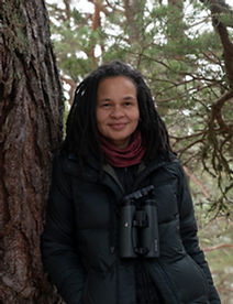 St D 25 Amanda Thomson author photo.jpg