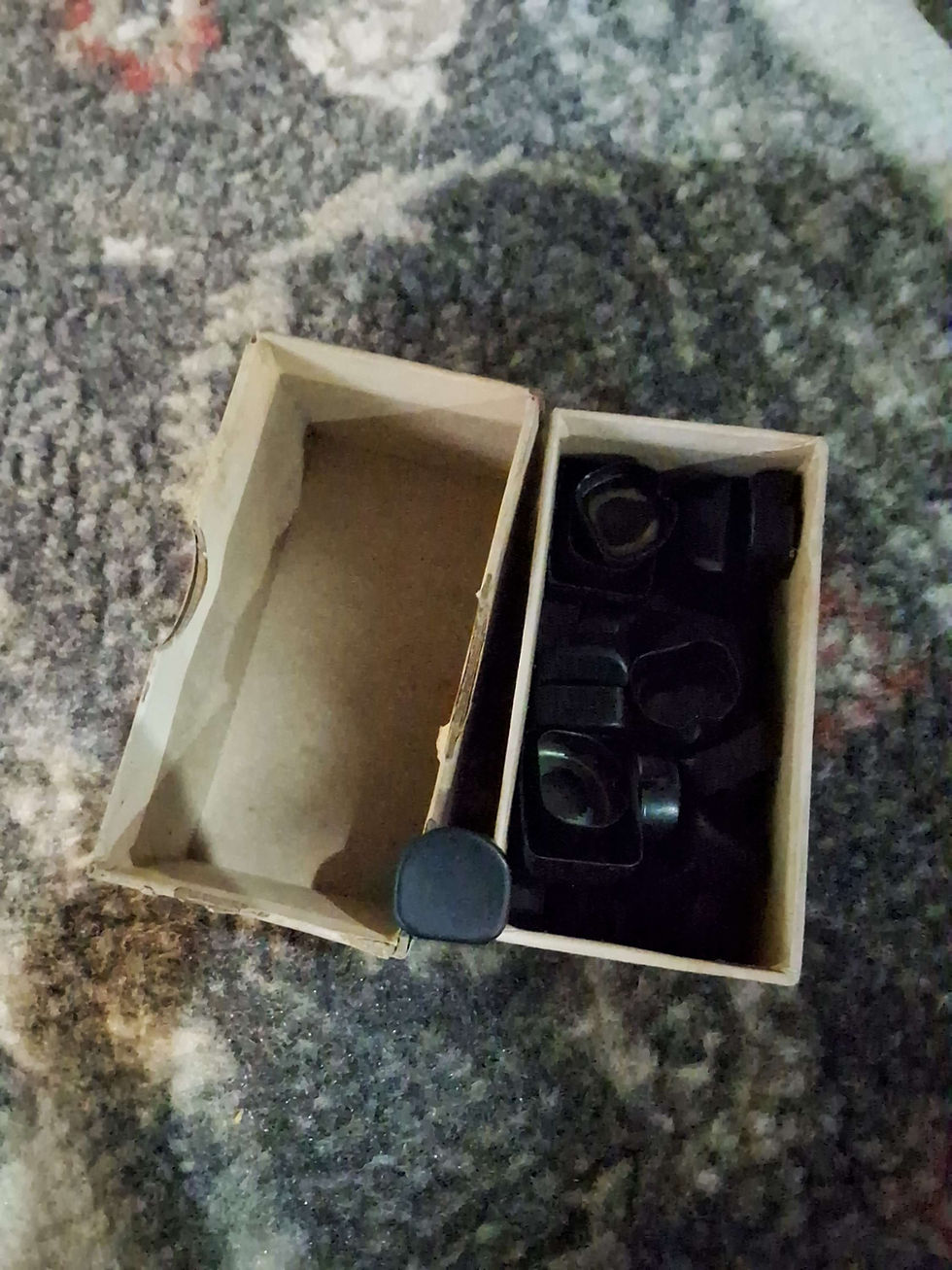 Thumbnail: Blank Metal Key Caps for Royal KMG