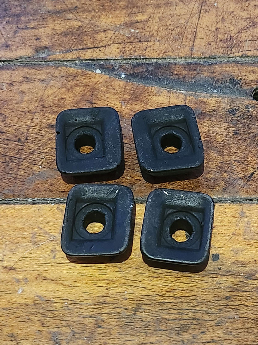 Thumbnail: Royal Quiet De Luxe Feet