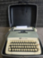 Thumbnail: 1964 Smith-Corona Galaxie in Script