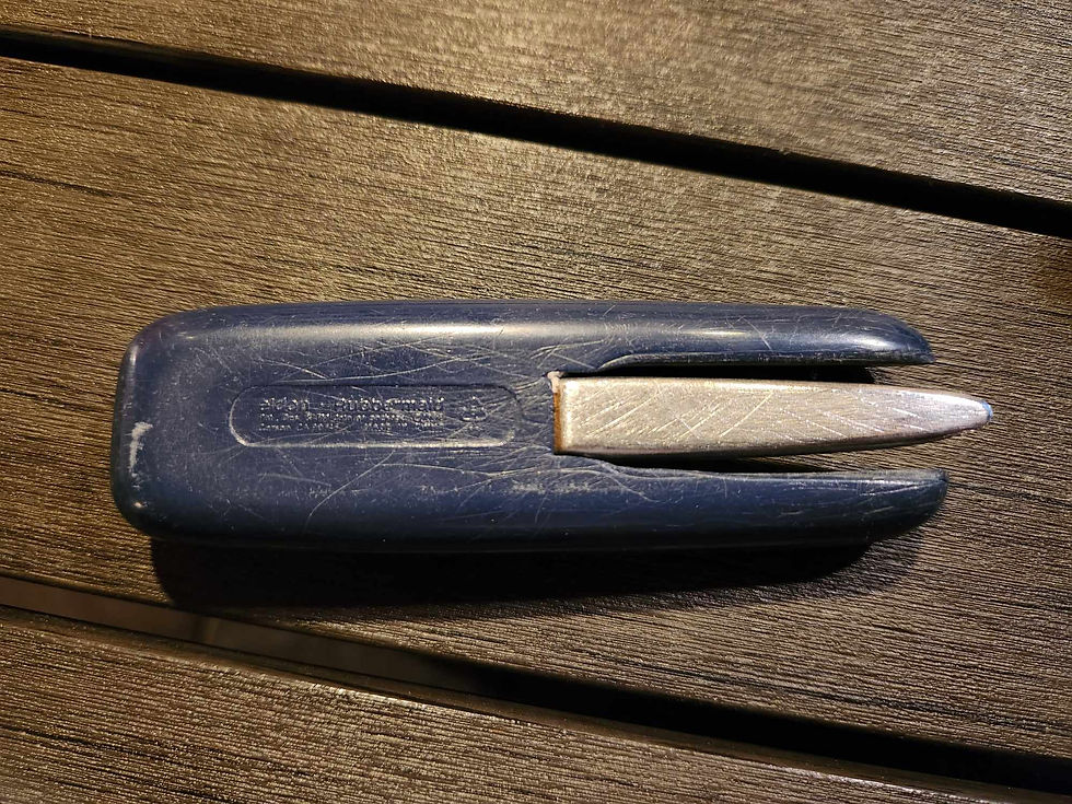 Thumbnail: Staple Puller