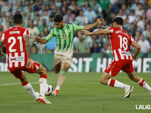 Real Betis -3- UD Almería -2- Sufrida, trascendental y... ¿definitiva?