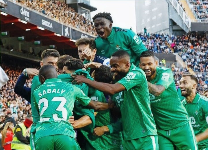 Valencia CF -1- Real Betis -2- El Betis se abona a Europa