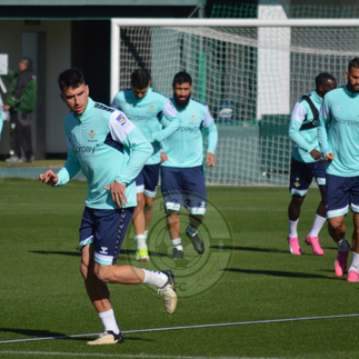 Marc Roca no entrena este viernes con el Real Betis 