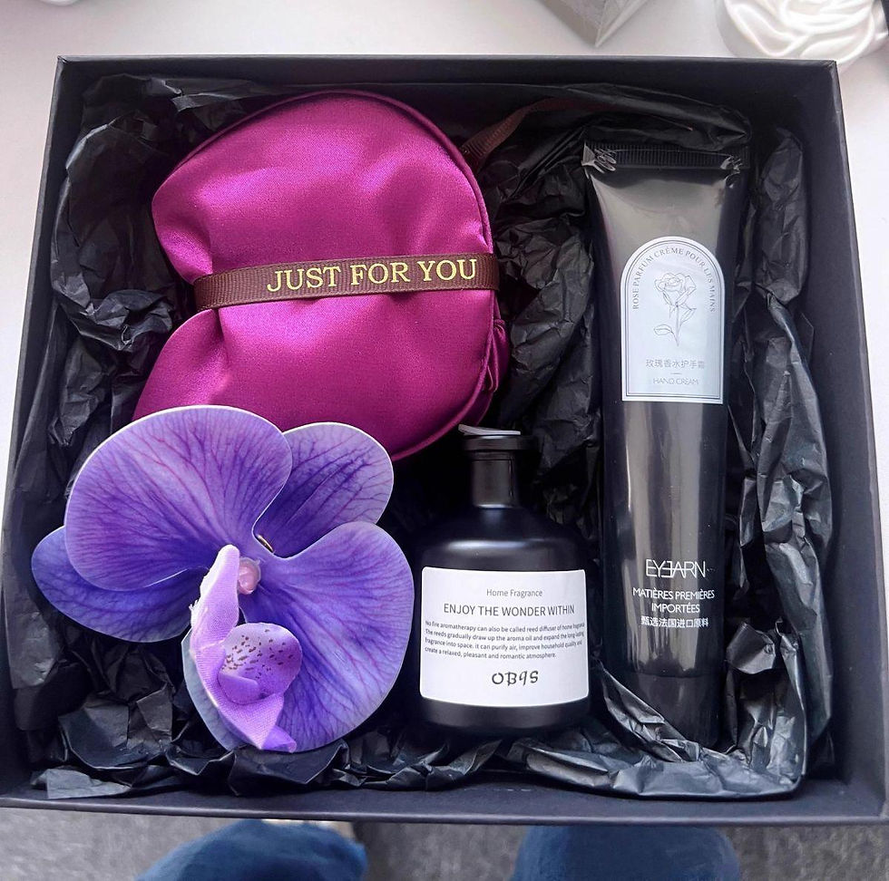 Thumbnail: FW05 Women’s Romantic Black & Purple Orchid Gift Set – Perfect for GFF