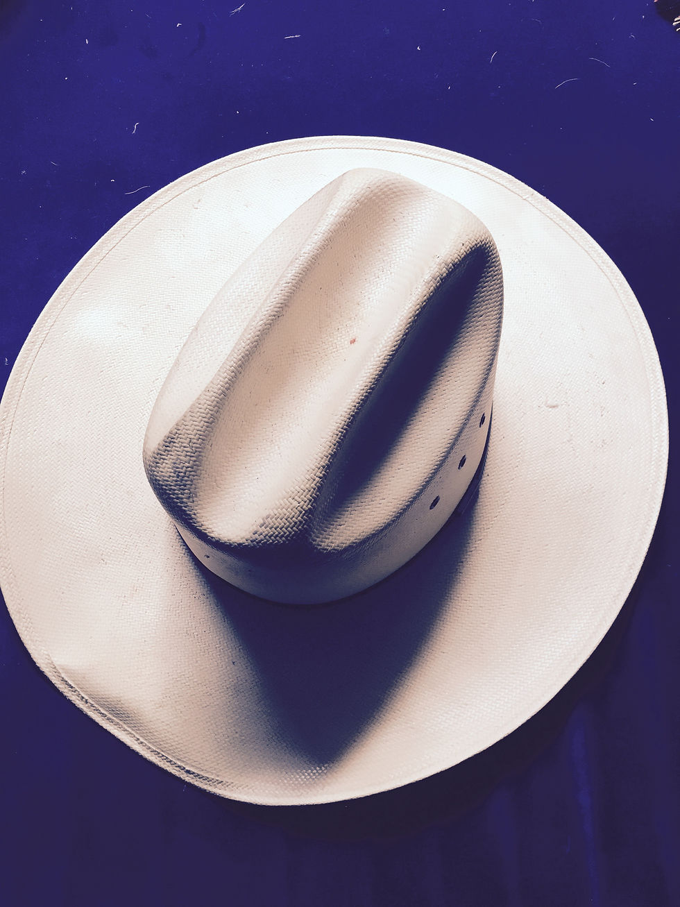 Thumbnail: 1) An original Tom Six hat, signed