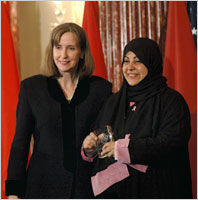 Paula_Dobriansky,_under_secretary_of_state_for_democracy_and_global_affairs_with_Dr._Samia