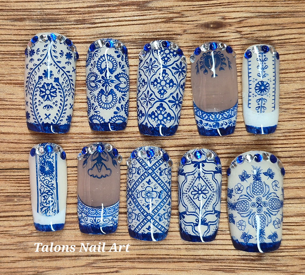 cobalt blue china pattern press on nails