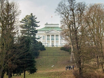 Polonia derriba dron sobre edificios oficiales y detiene a dos ciudadanos bielorrusos