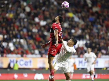 Xolos sigue invicto en casa y se mete a zona de liguilla directa tras empate con Toluca