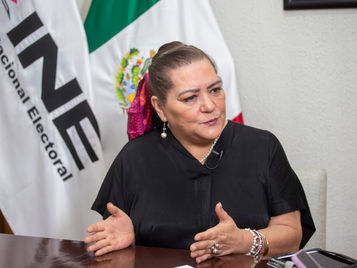 INE tropieza con promedios: crisis en elección judicial por candidatos reprobados