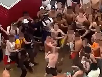 Caos en playas británicas: pelea masiva en Broadstairs durante ola de calor