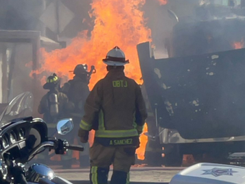 Explosión por fuga de gas cerca de la garita de San Ysidro deja un herido y moviliza a cuerpos de emergencia