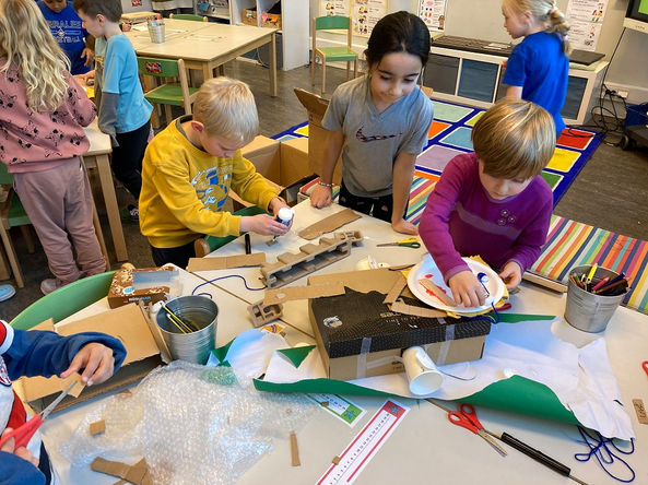 Magic Toymaker Birralee International School Trondheim 4.jpeg