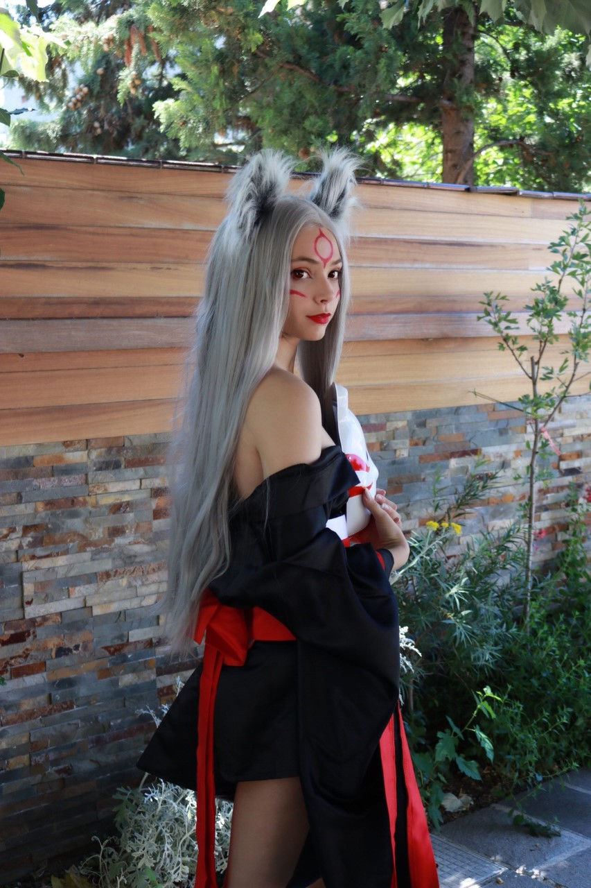 Thumbnail: Wolf Ears