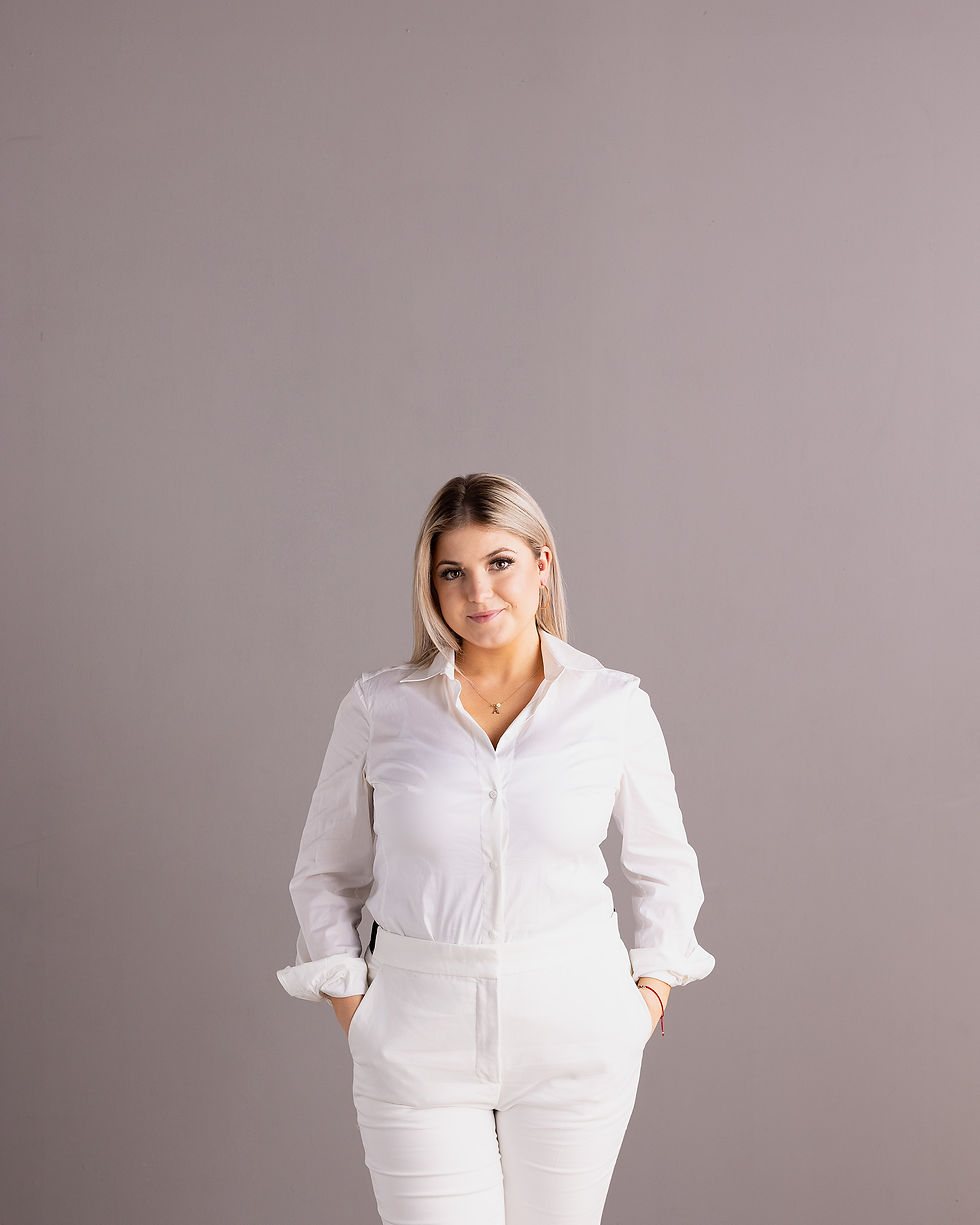 Angelica.Banas_(557).jpg